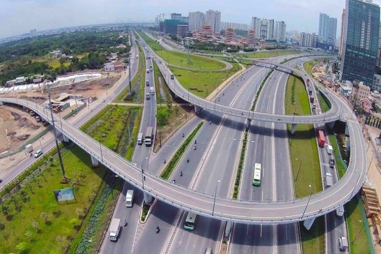 Thách Thức Lớn Cho Ngành Logistics Việt Nam Sau Những Nghị Định Mới Của Bộ GTVT